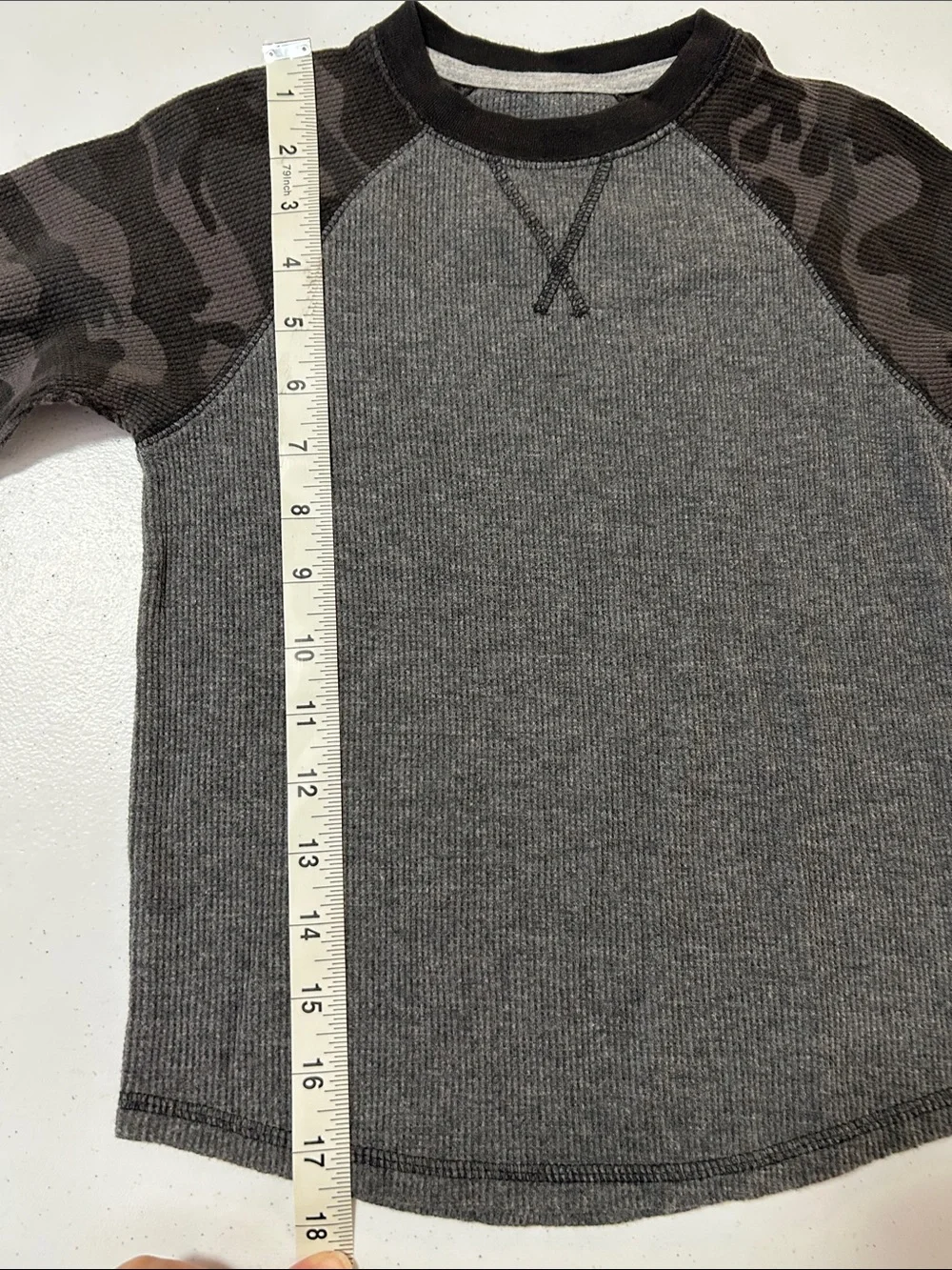 Old Navy Boy’s Long Sleeve Thermal Tops Bundle Size XS (5)